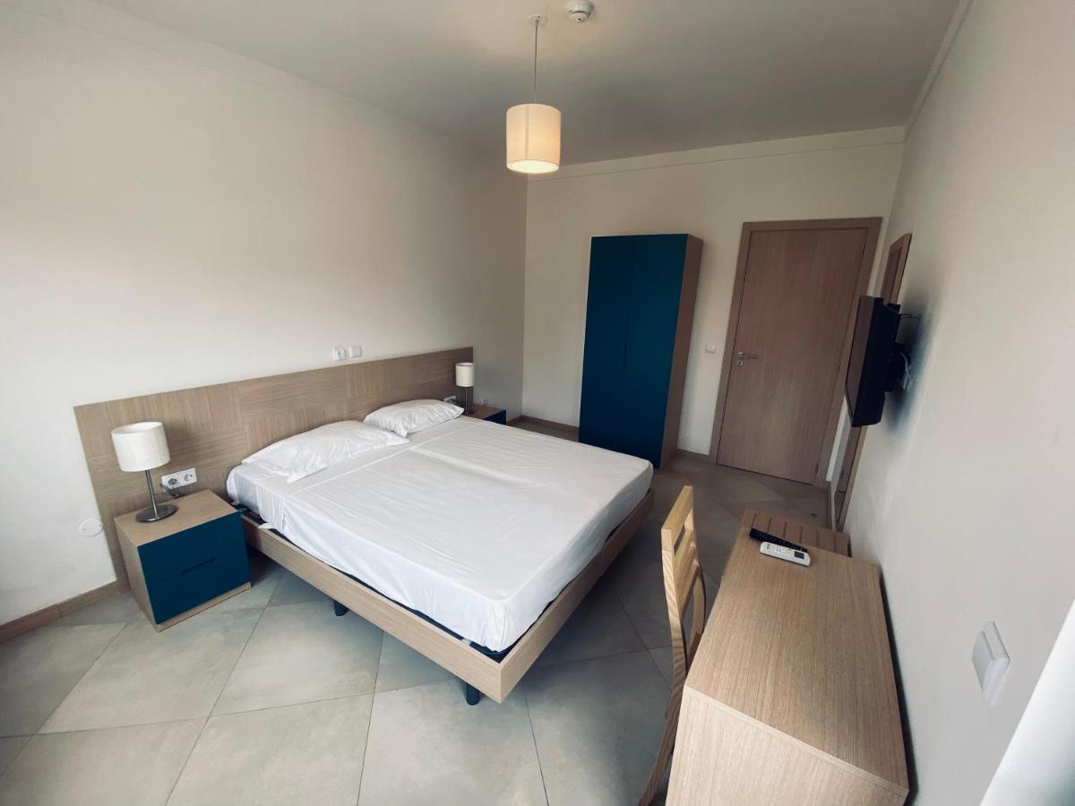 Aparthotel Nhaterra 산타 마리아 외부 사진