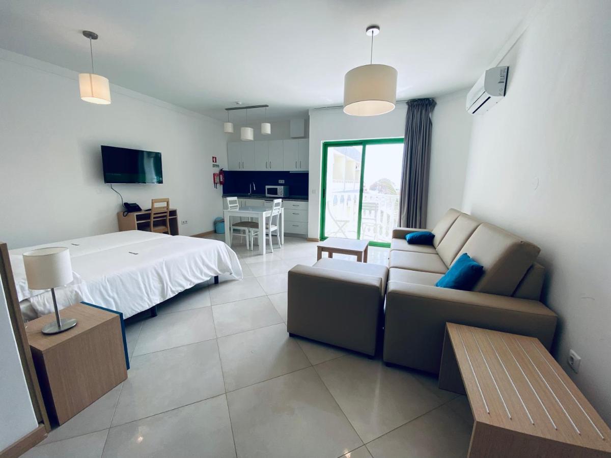 Aparthotel Nhaterra 산타 마리아 외부 사진